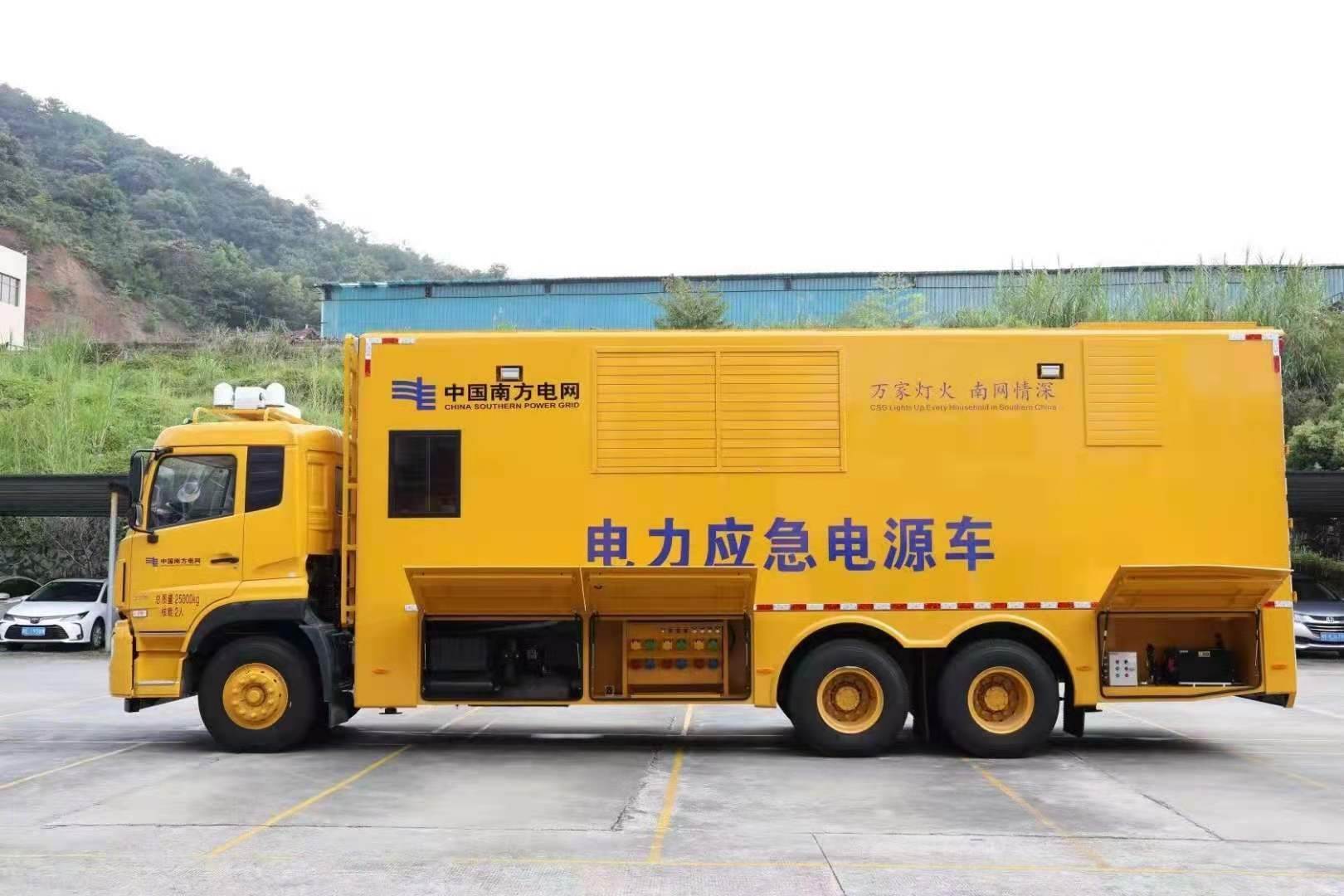雅安安康大型柴油发电机发电车UPS电源出租租赁